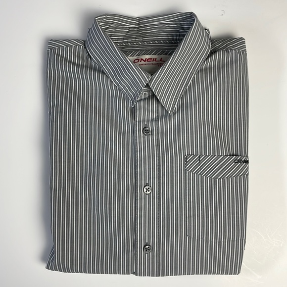 O’Neill Men’s Button Up Striped Shirt  Size L Gray and White - Picture 3 of 11
